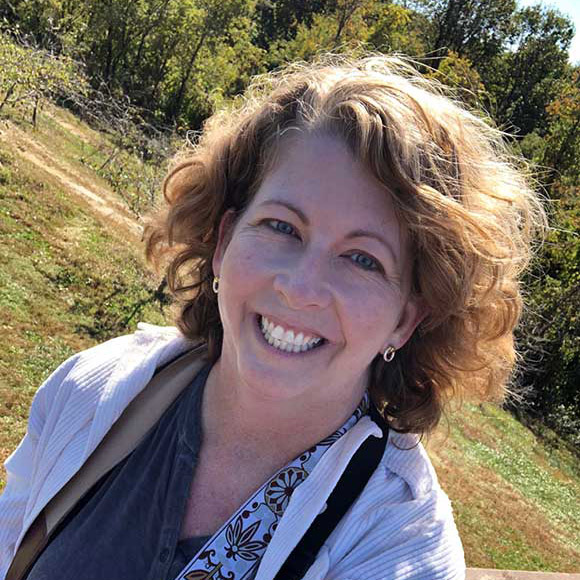 Susan Petracco, Blogger at Travel Guideline
