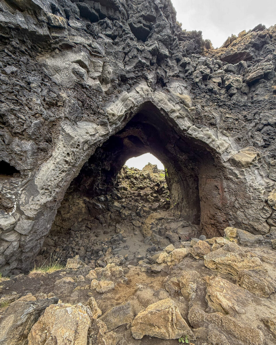 Dimmuborgir Kirkja Lava Formation